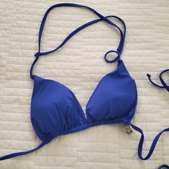 Becca Bikini - Picture 2 of 6